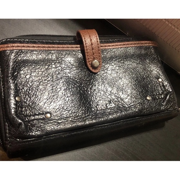 The Sak Iris Wallet Black Leather Smartphone Carryall No strap - Picture 13 of 16